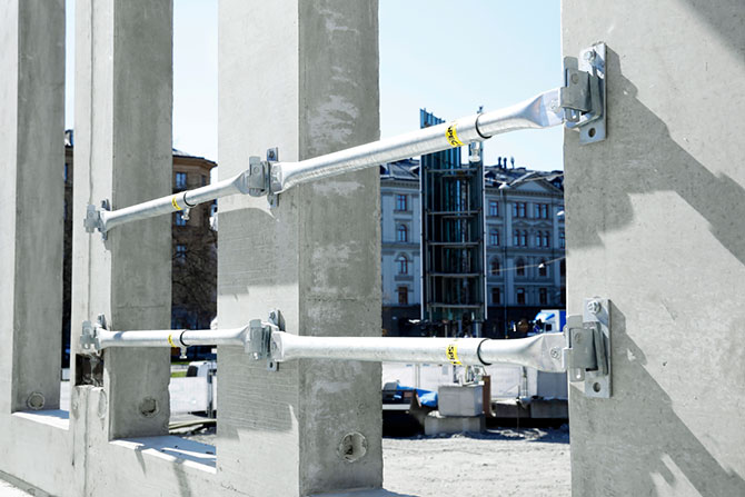 Rekkverksholder justerbare fallsikring